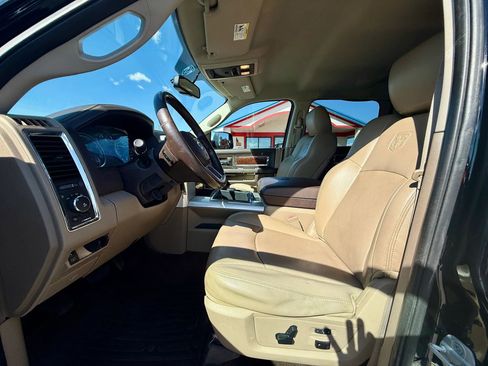 Used 2012 RAM 3500 Laramie w/ Cold Weather Group AWD/4WD image 9
