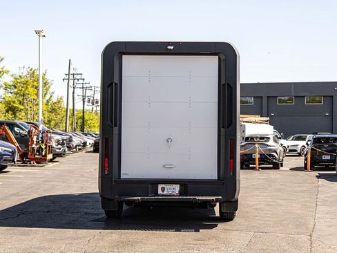Used 2025 Chevrolet Brightdrop 400 FWD image 8