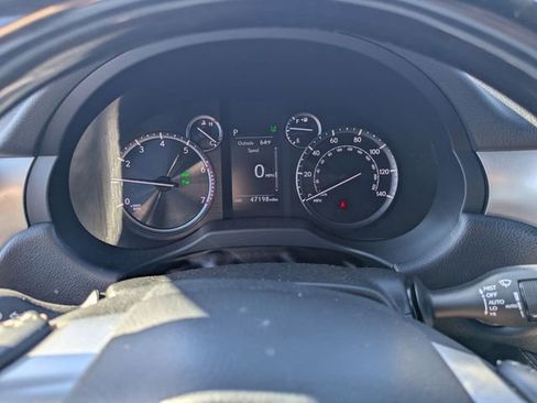 Used 2023 Lexus GX 460 Premium AWD/4WD image 18