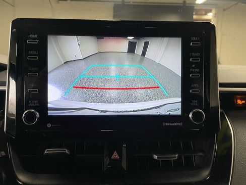 Used 2021 Toyota Corolla SE w/ Carpet Mat Package (TMS) image 19