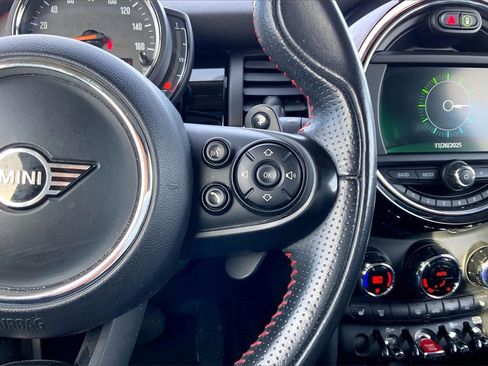 Used 2020 MINI Cooper S w/ Premium Package image 13