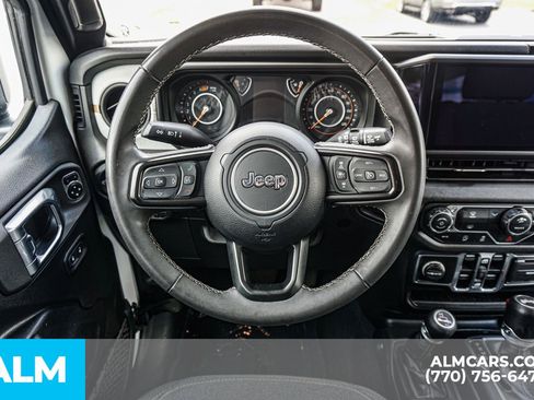 Used 2025 Jeep Wrangler Unlimited Sport AWD/4WD image 29