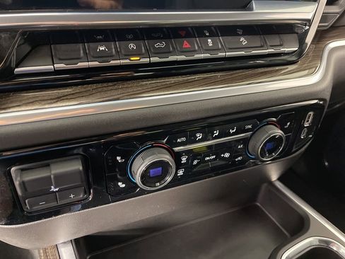 Certified 2025 Chevrolet Silverado 1500 LT Trail Boss w/ Convenience Package II AWD/4WD image 32