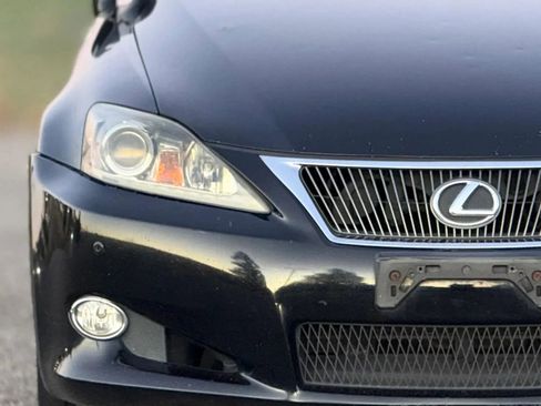 Used 2012 Lexus IS 350C image 11