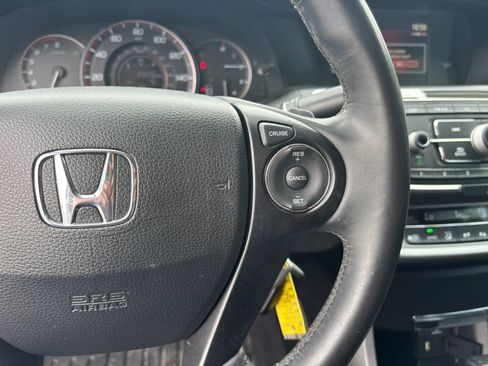 Used 2013 Honda Accord Sport image 11