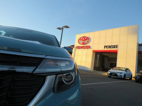 Used 2024 Kia Seltos EX image 4