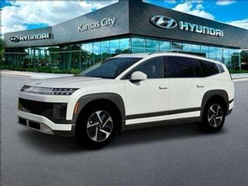 New 2026 Hyundai Ioniq 9 SE image 2