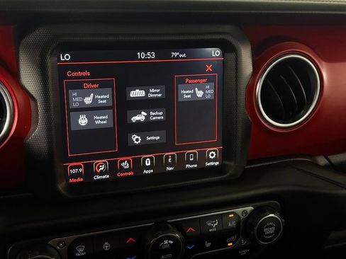 Used 2023 Jeep Wrangler Unlimited Rubicon w/ Cold Weather Group AWD/4WD image 19