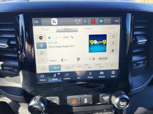 Used 2024 RAM 3500 Tradesman w/ Chrome Appearance Group image 15