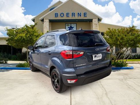Used 2021 Ford EcoSport SE FWD image 3