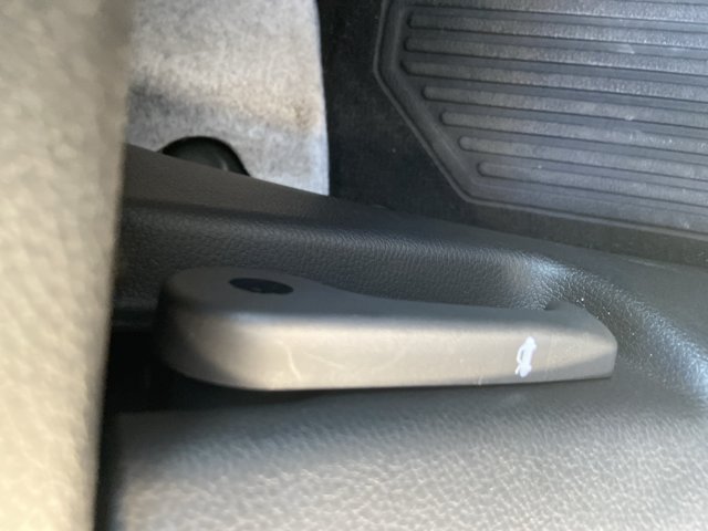 Used 2025 Kia Soul LX w/ LX Technology Package FWD image 43