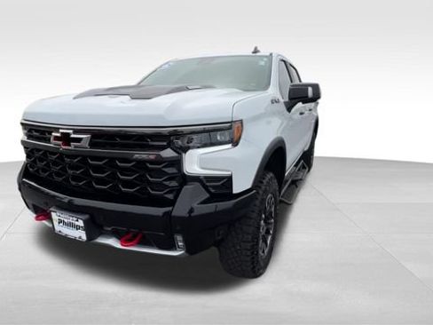 Certified 2025 Chevrolet Silverado 1500 ZR2 w/ Technology Package AWD/4WD image 2