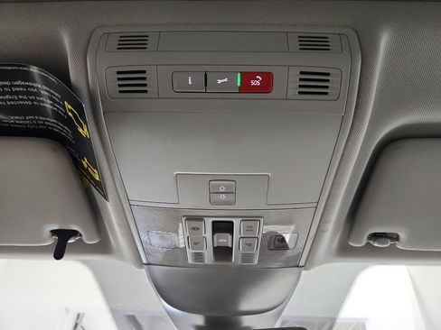 New 2026 Volkswagen Taos SE FWD image 26