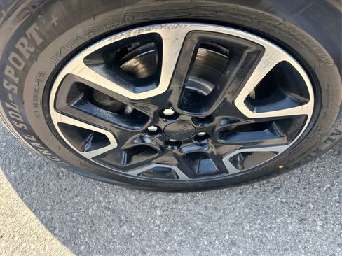 Used 2019 Jeep Compass Trailhawk AWD/4WD image 18