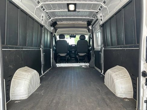 Used 2025 RAM ProMaster 2500 w/ Convenience Group FWD image 33