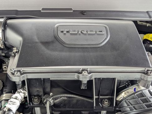 New 2026 Jeep Compass Latitude image 12