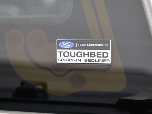 Used 2022 Ford F150 Limited image 9