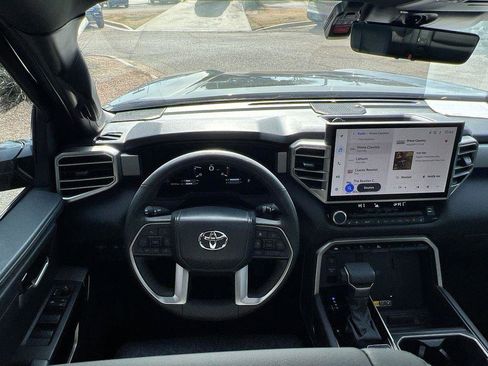 Used 2025 Toyota Tundra Limited image 14