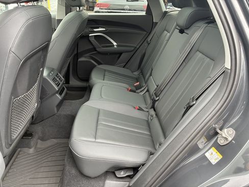 Used 2025 Audi Q5 Premium w/ Convenience Package AWD/4WD image 13