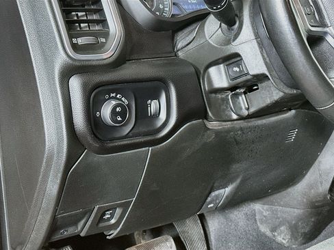 Used 2024 RAM 2500 Big Horn w/ Safety Group AWD/4WD image 16