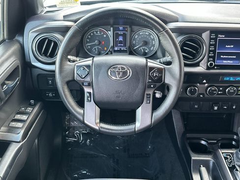Used 2023 Toyota Tacoma TRD Off-Road AWD/4WD image 13