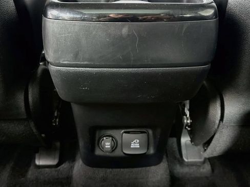 Used 2024 Kia Telluride SX Prestige AWD/4WD image 26