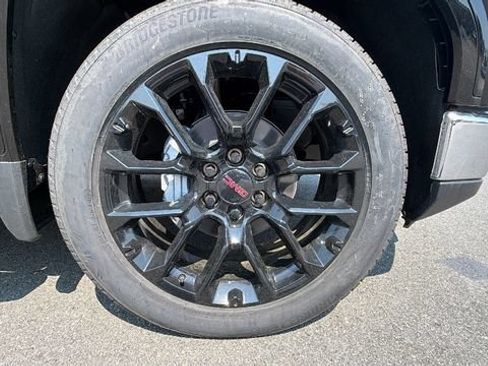 New 2026 GMC Sierra 1500 SLT w/ SLT Premium Plus Package AWD/4WD image 9