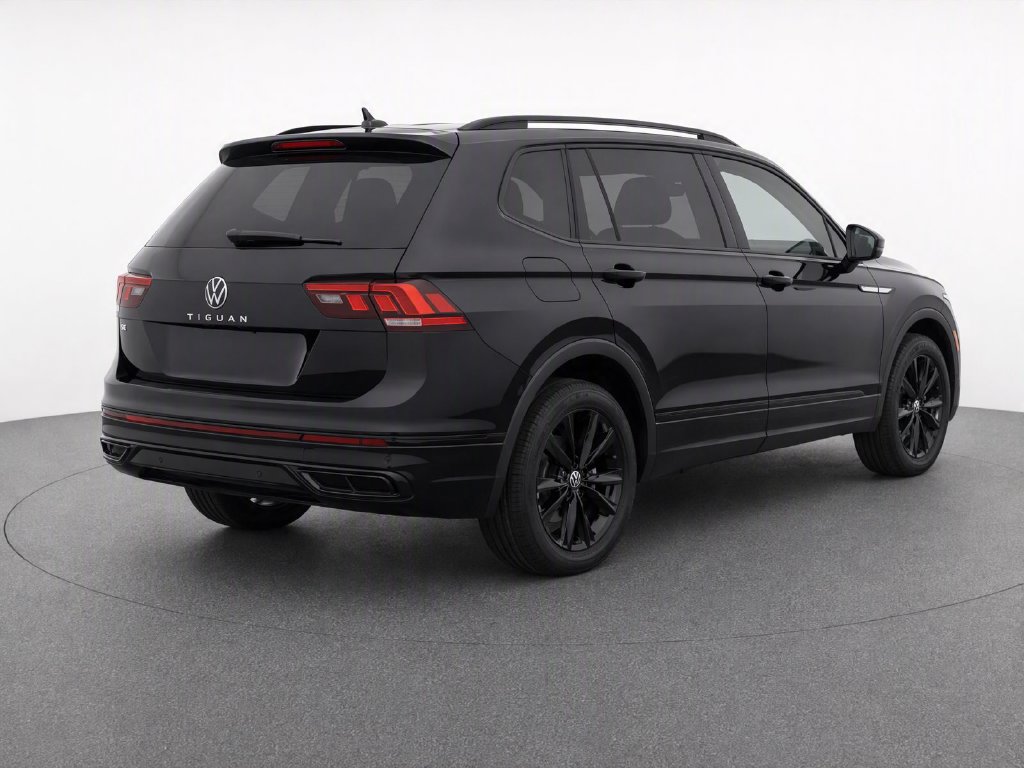 Used 2023 Volkswagen Tiguan SE R-Line FWD image 32