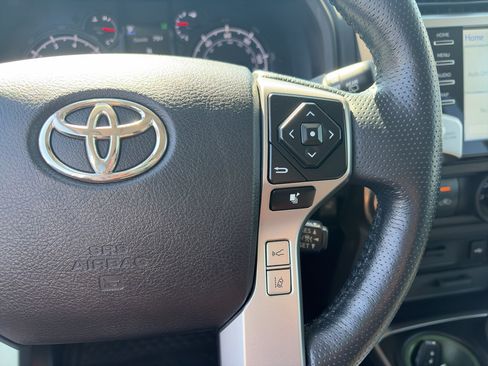 Used 2023 Toyota 4Runner SR5 Premium w/ Moonroof Package AWD/4WD image 27