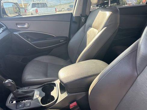 Used 2015 Hyundai Santa Fe GLS w/ Option Group 03 AWD/4WD image 16