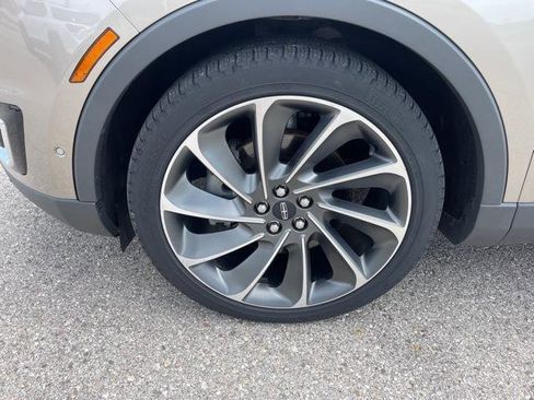 Used 2019 Lincoln Nautilus Reserve w/ Ultimate Package image 10