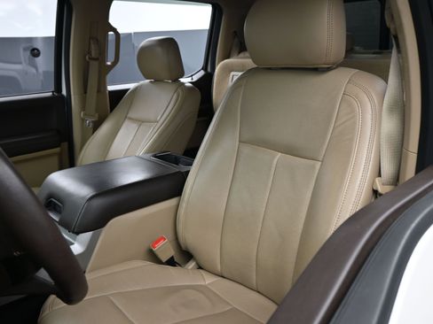 Used 2018 Ford F150 Lariat w/ Equipment Group 502A Luxury image 23