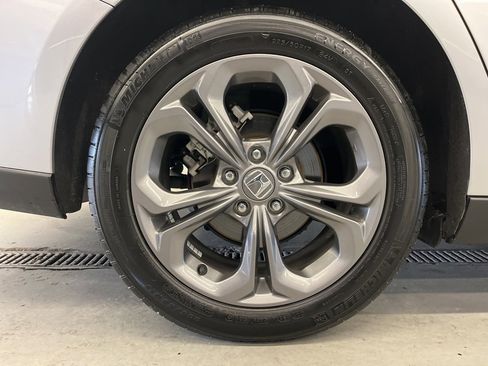 Used 2024 Honda Accord EX image 33