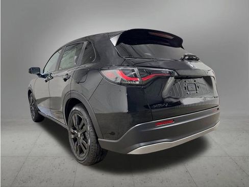 New 2026 Honda HR-V Sport image 3