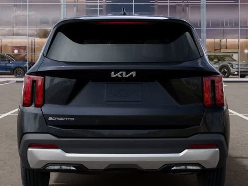 Certified 2026 Kia Sorento LX FWD image 13