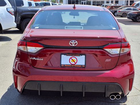 Certified 2025 Toyota Corolla SE FWD image 5