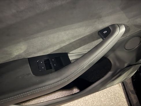 Used 2024 Tesla Model 3 Long Range image 13