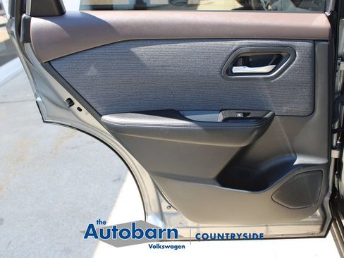 Used 2023 Nissan Rogue SV AWD/4WD image 20