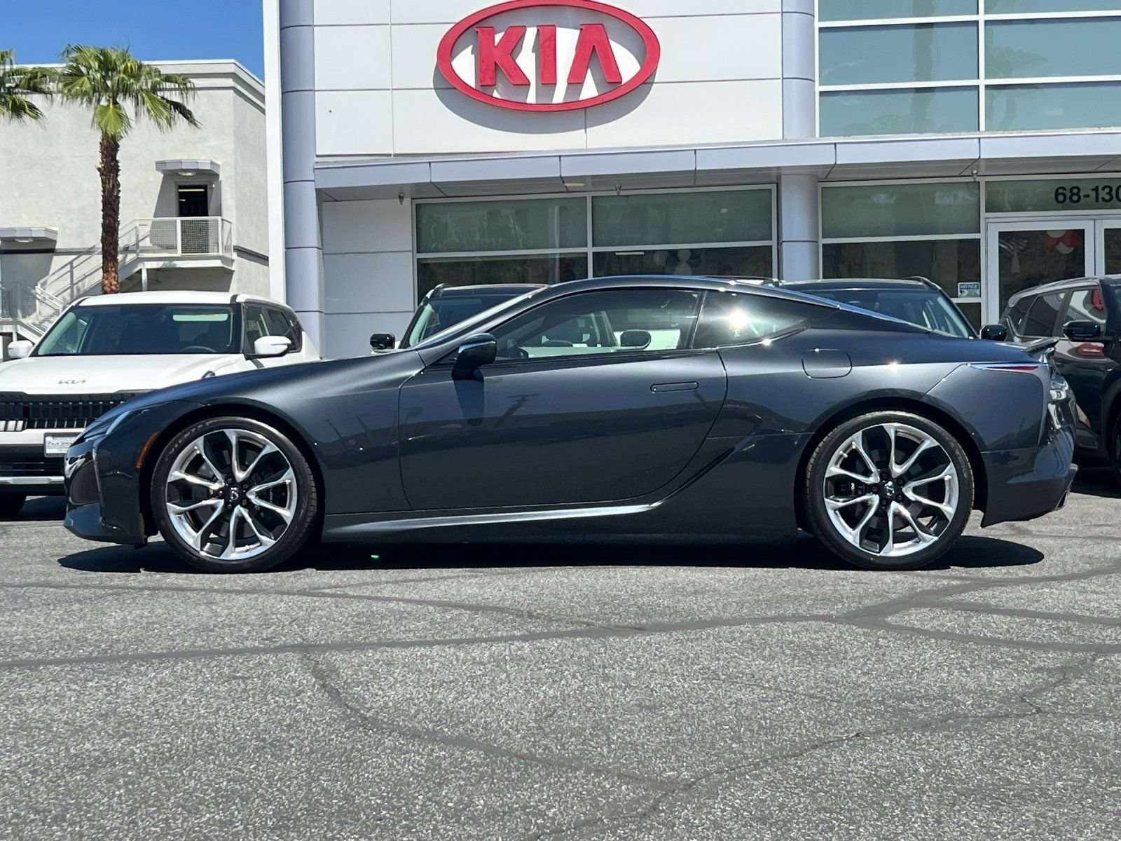 Used 2018 Lexus LC 500 Coupe w/ Sport Package RWD image 6
