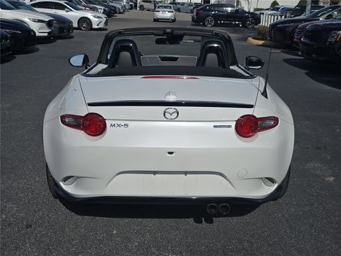 Used 2023 MAZDA MX-5 Miata Club w/ Brembo/BBS Recaro Package image 4