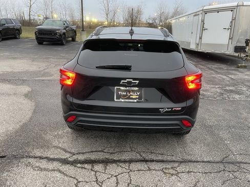 New 2026 Chevrolet Trax RS w/ Sunroof Package image 6