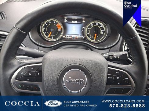 Used 2019 Jeep Cherokee Limited image 20
