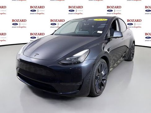 Used 2024 Tesla Model Y Performance AWD/4WD image 4