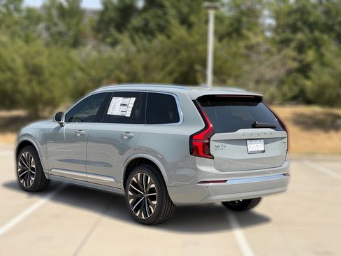 New 2026 Volvo XC90 T8 Plus w/ Protection Package Premier AWD/4WD image 5