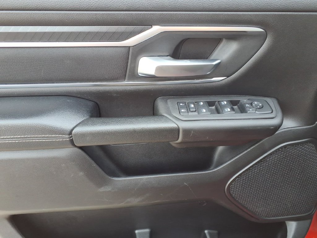 Used 2025 RAM 1500 Big Horn AWD/4WD image 7