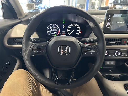 New 2026 Honda HR-V LX image 9