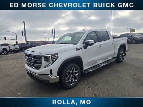Used 2023 GMC Sierra 1500 SLT w/ SLT Premium Package image 7