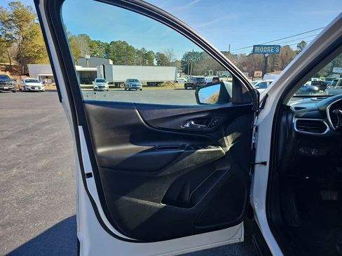 Used 2021 Chevrolet Equinox LT w/ LPO, Cargo Package image 15