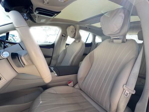 Used 2023 Mercedes-Benz EQS 580 4MATIC Sedan image 11