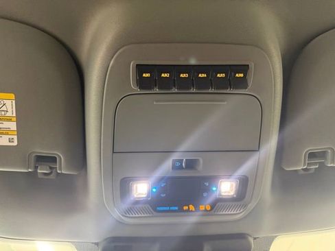 New 2026 Ford F350 XL w/ XL Chrome Package image 18